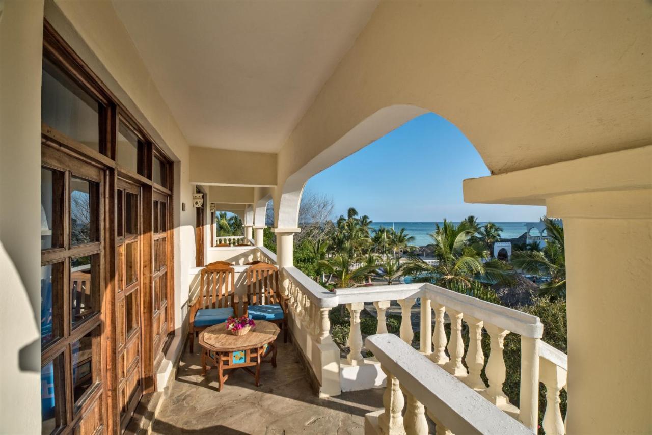 Jumbo Club Watamu Exterior foto