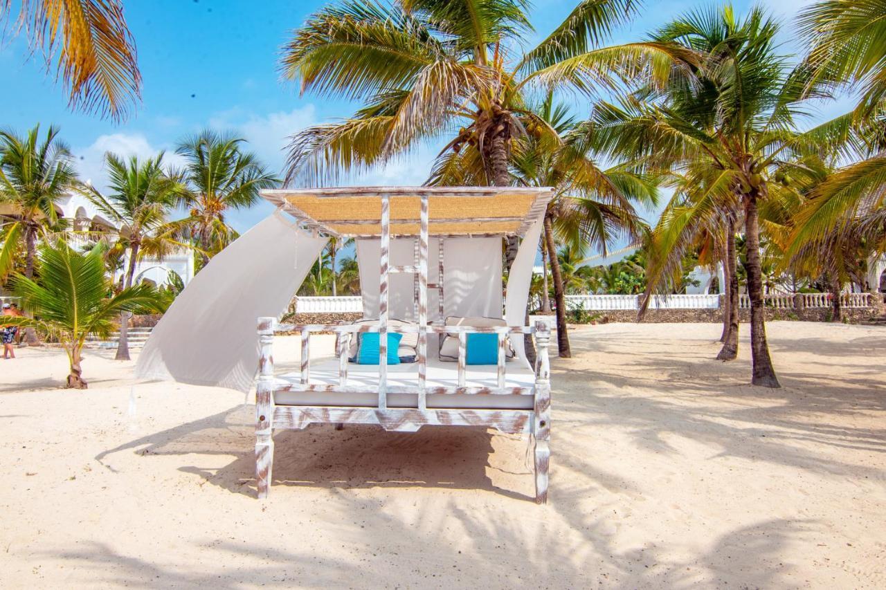 Jumbo Club Watamu Exterior foto